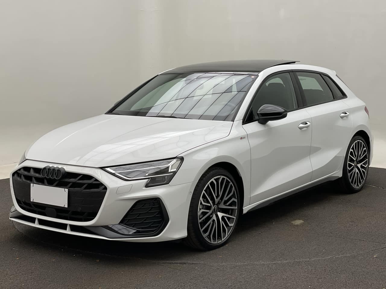 Audi A3 A3 Sportb. Performance Black 2.0 S-tron.
