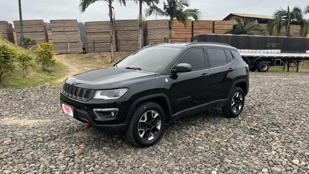 Jeep COMPASS TRAILHAWK 2.0 4x4 Dies. 16V Aut.