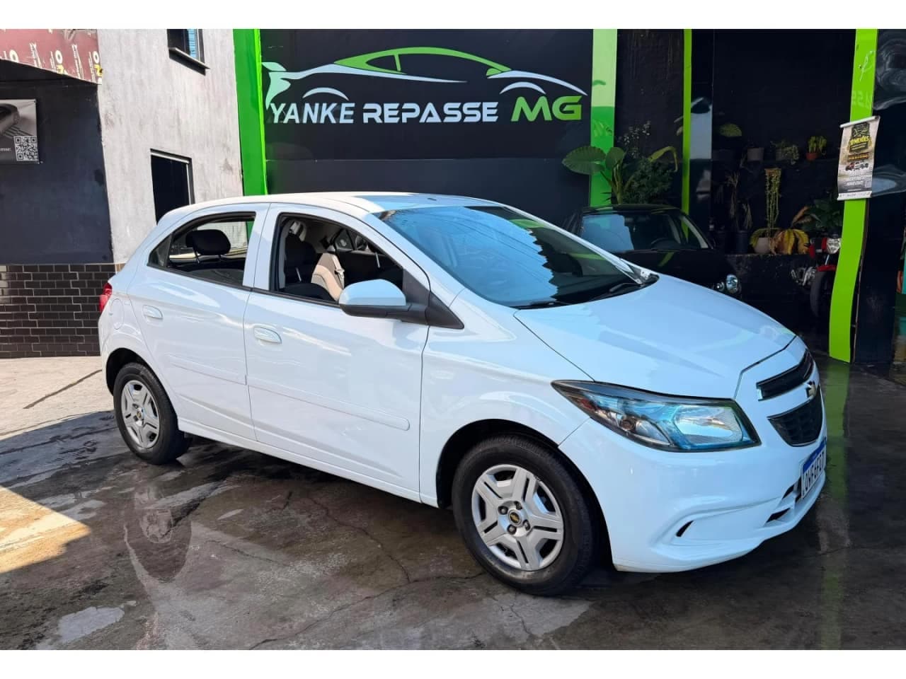 Chevrolet Onix 1.0 MPFI LT 8V FLEX 4P MANUAL