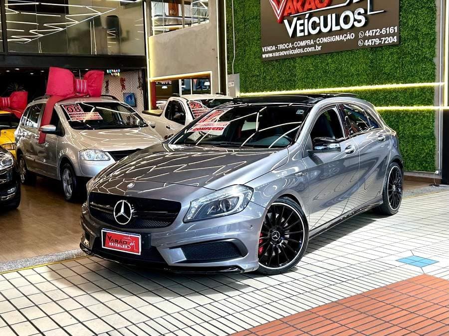 Mercedes-Benz A 45 AMG 2.0 TURBO 360CV •