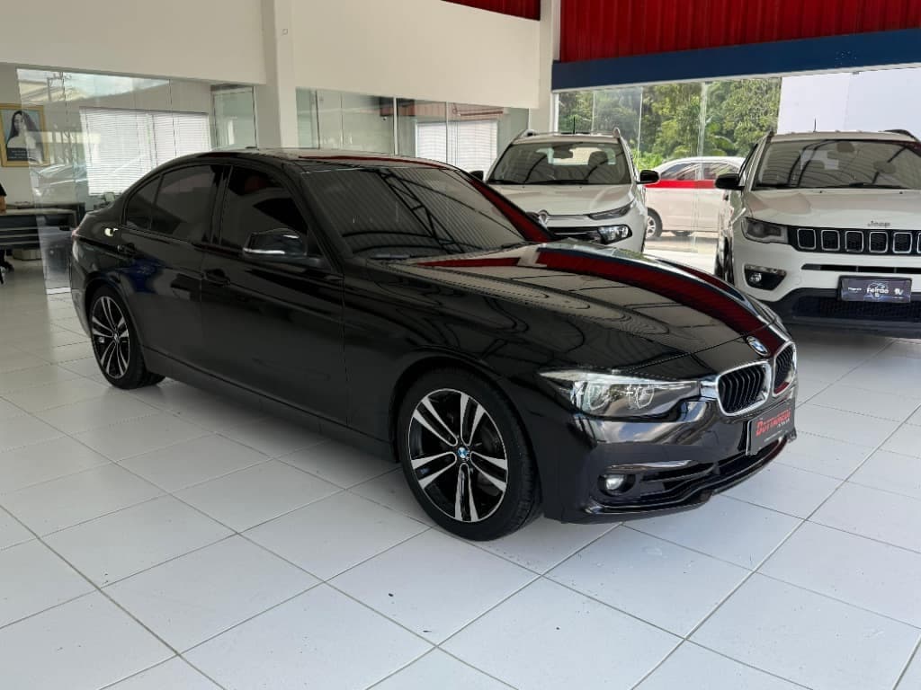 BMW 320i ACTIVE