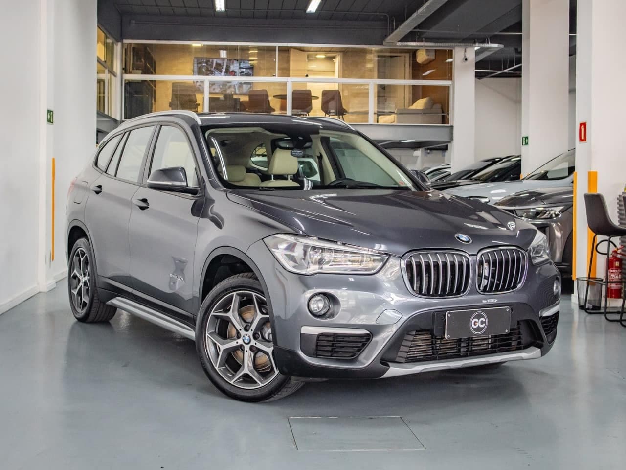 BMW X1 2.0 16V TURBO ACTIVEFLEX SDRIVE20I 4P AUTOMÁTICO