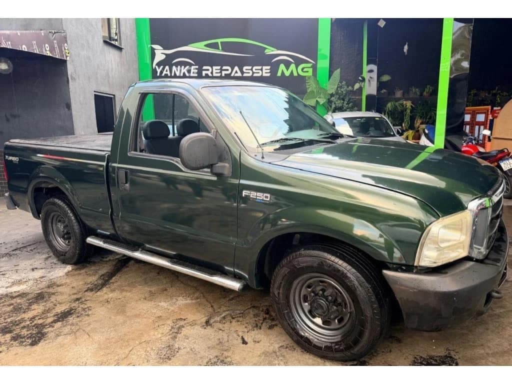 Ford F-250 4.2 XLT 4X2 CS TURBO DIESEL 2P MANUAL