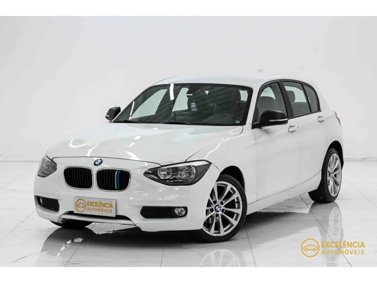 BMW 116i 1.6 1A11 16V TURBO GASOLINA 4P AUTOMÁTICO