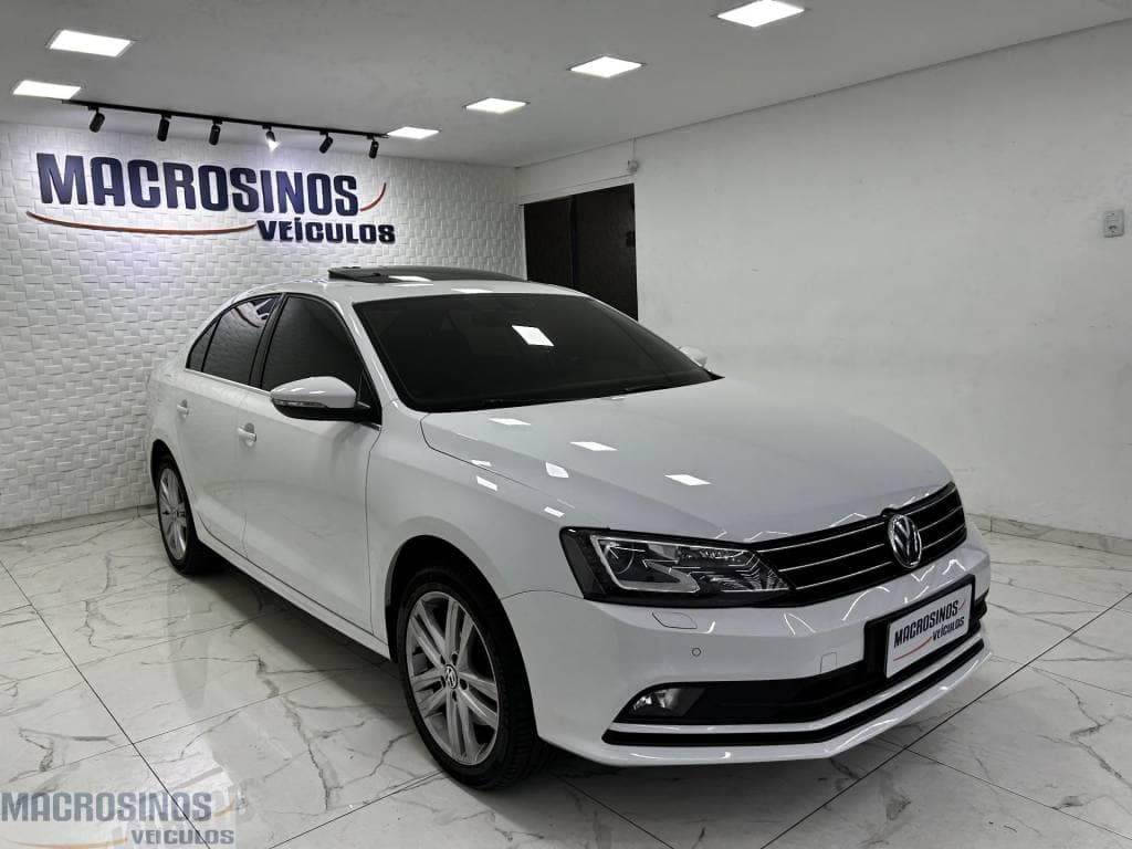 Volkswagen Jetta Highline 2.0 TSI 4p Tiptronic com teto solar