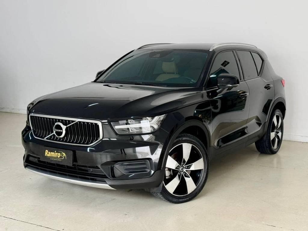 Volvo Xc40 40 T-4 MOMENTUM 2.0 190cv FWD