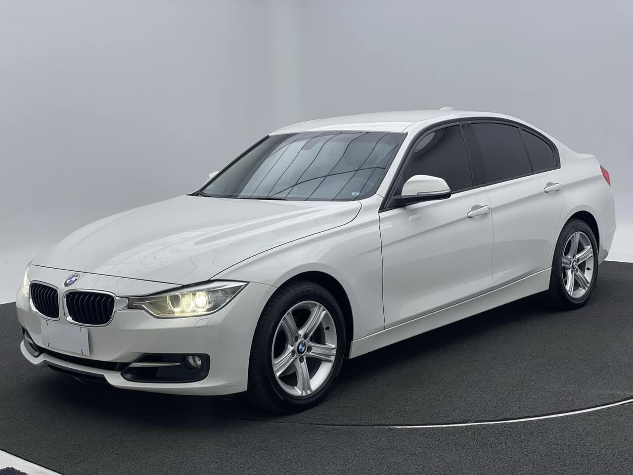 BMW 320i 320iA 2.0 Turbo/ActiveFlex 16V 184cv 4p