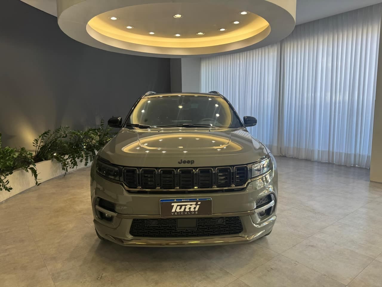 Jeep Commander 2.0 HURRICANE 4 TURBO GASOLINA BLACKHAWK AT9