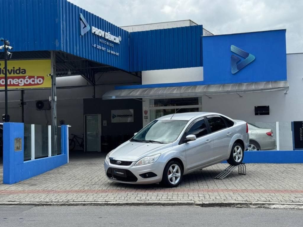 Ford Focus 2.0 16V MANUAL