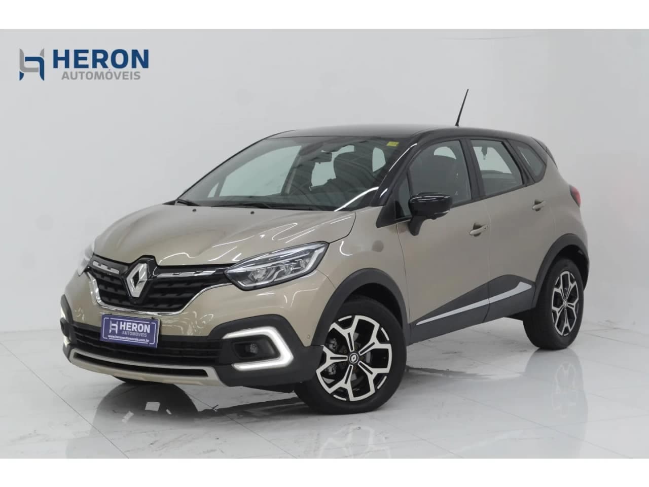 Renault Captur 1.3 TCE FLEX ICONIC X-TRONIC