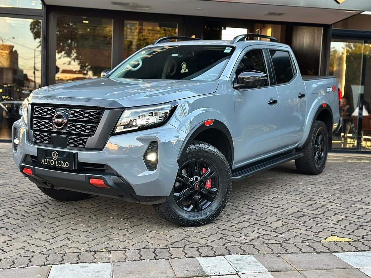 Nissan Frontier 2.3 16V TURBO DIESEL PRO4X CD 4X4 AUTOMÁTICO
