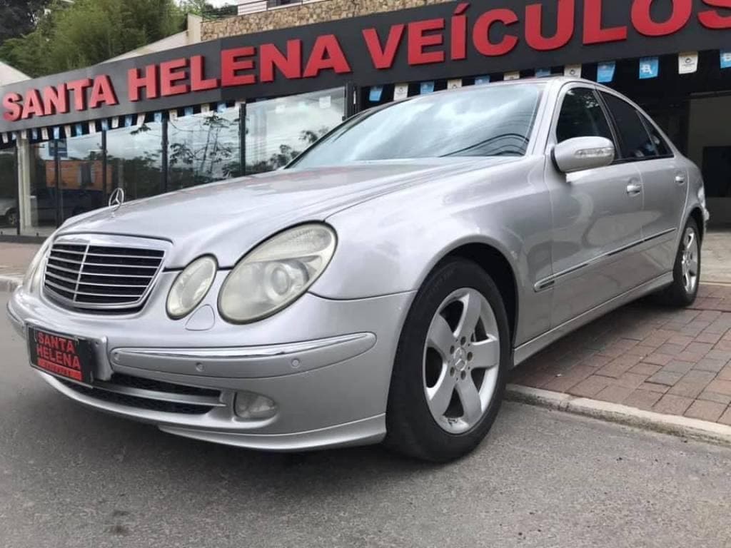 Mercedes-Benz E-320 320