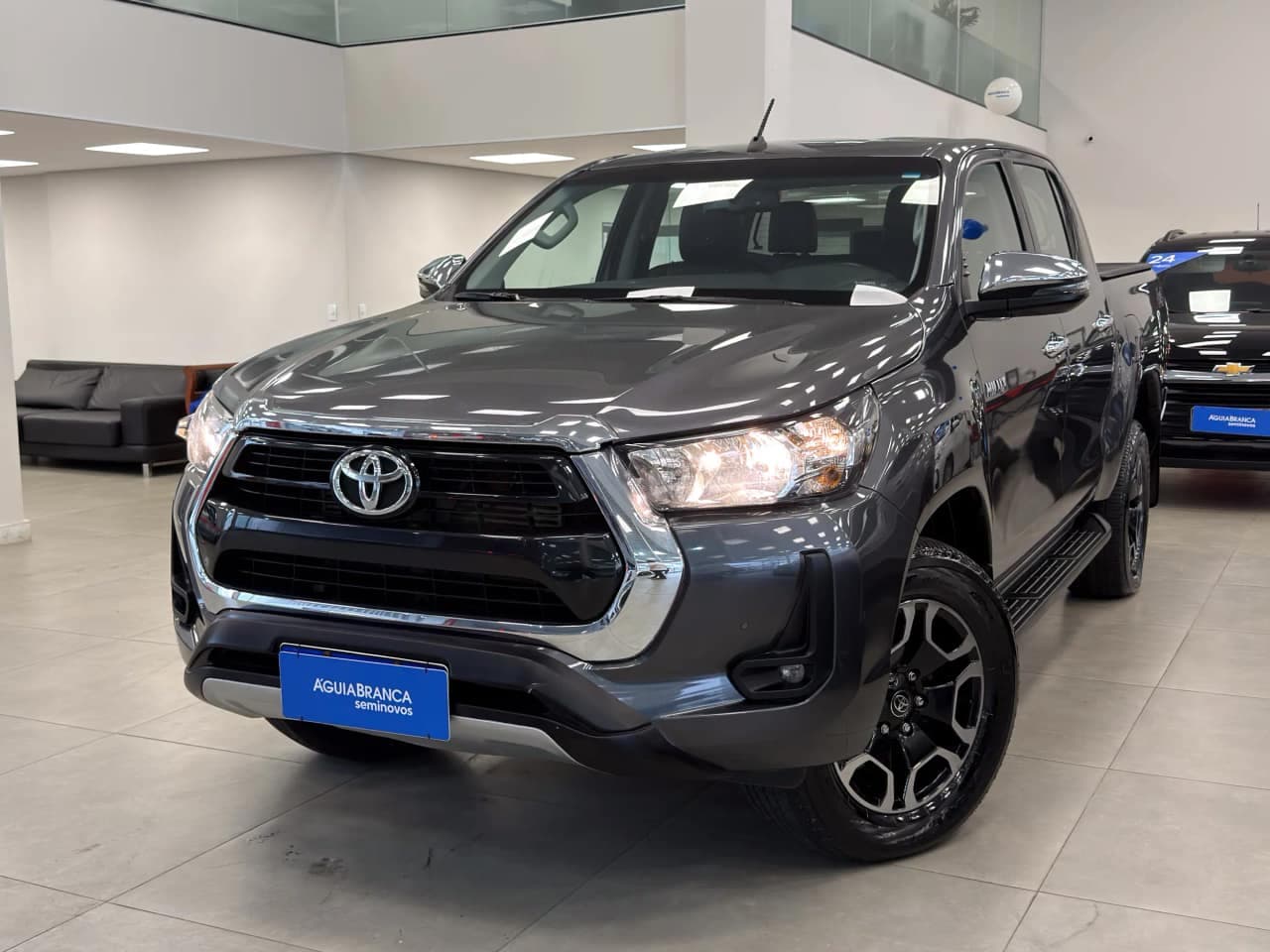 Toyota Hilux 2.8 D-4D TURBO DIESEL CD SRV 4X4 AUTOMÁTICO