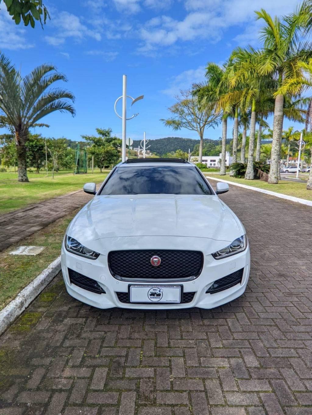 Jaguar Xe 2.0 Turbocharged R-Sport Aut.