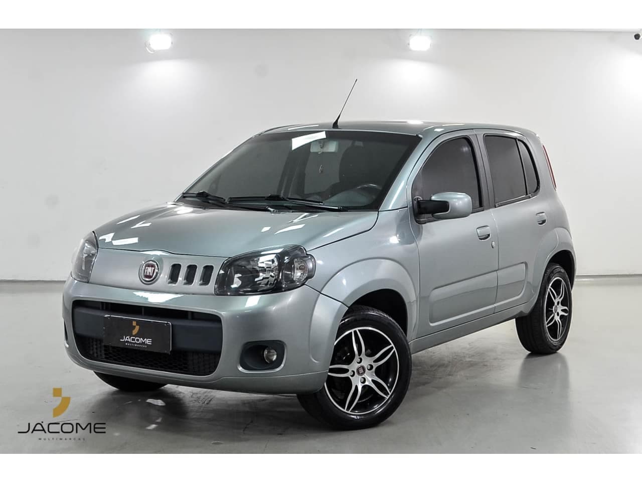 Fiat Uno 1.0 EVO VIVACE 8V FLEX 4P MANUAL