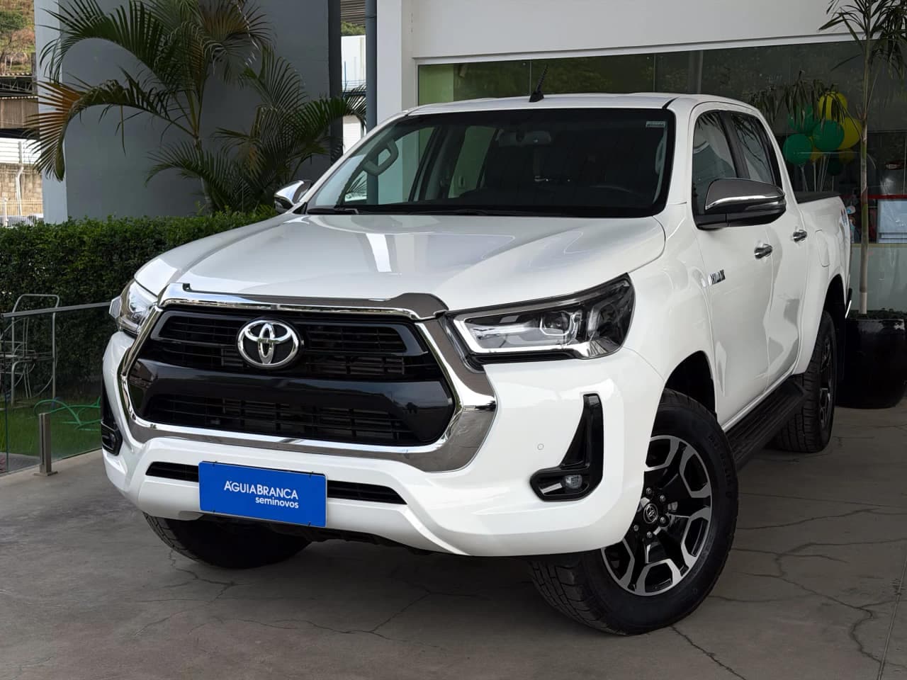 Toyota Hilux 2.8 D-4D TURBO DIESEL CD SRV 4X4 AUTOMÁTICO
