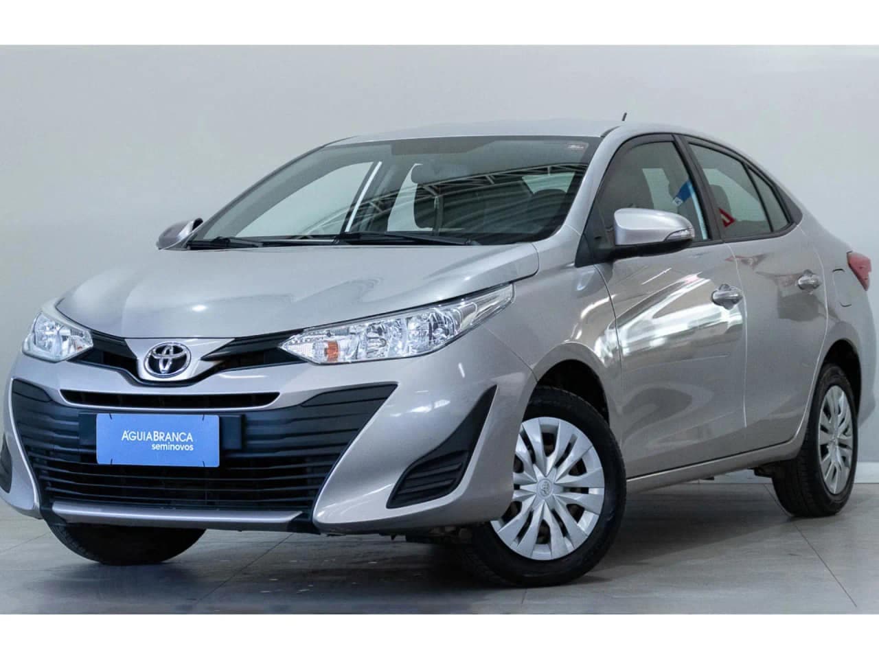 Toyota Yaris 1.5 16V FLEX SEDAN XL LIVE MANUAL