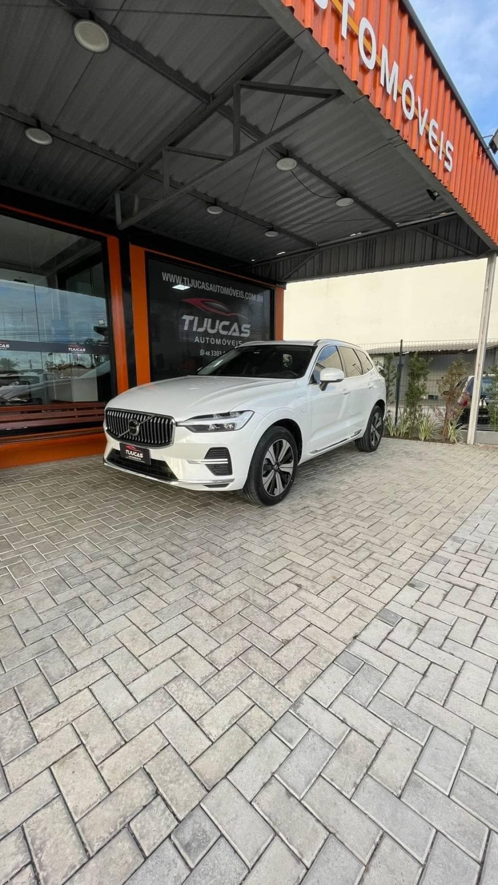 Volvo Xc60 2.0 60 T-8 PLUS AWD (HIBRIDO) 16V