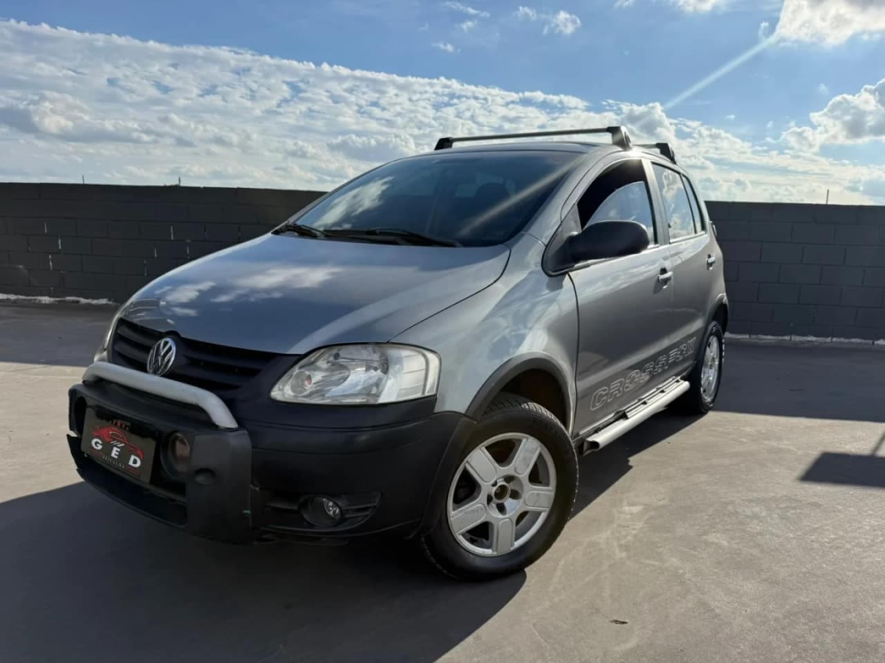 Volkswagen Crossfox 1.6 MI 8V FLEX 4P MANUAL