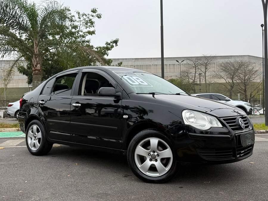 Volkswagen Polo SEDAN 1.6 MI 8V FLEX 4P MANUAL
