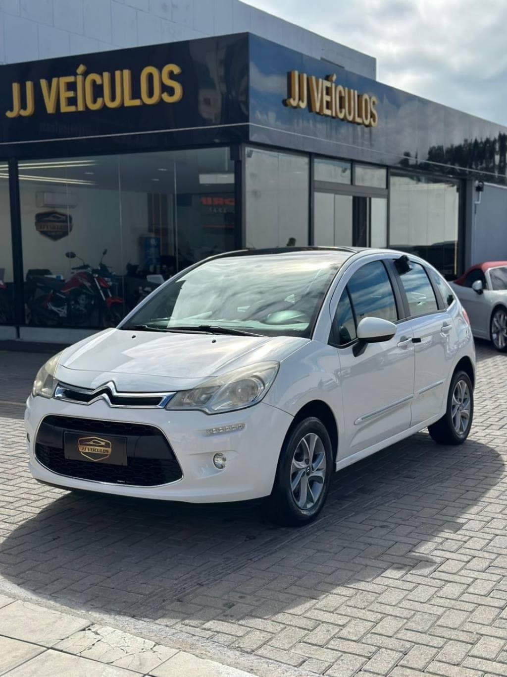 Citroen C3 Tendance 1.5 Flex 8V 5p Mec.