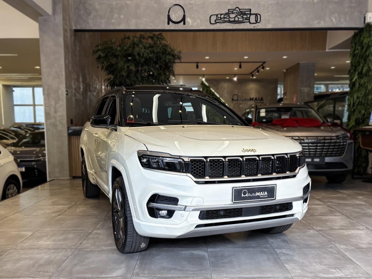 Jeep Commander 2.2 TURBO DIESEL OVERLAND AT9