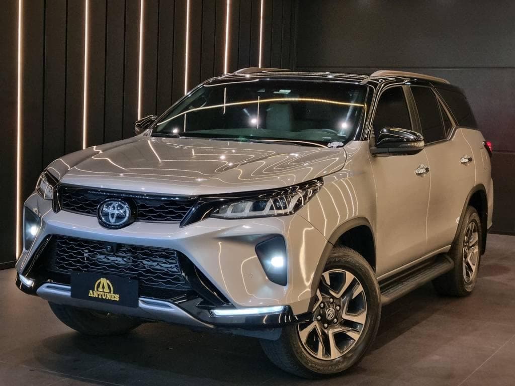 Toyota Hilux Diamond 2.8 Turbo 4x4 Diesel Automático.