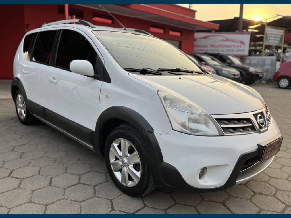 Nissan Livina 1.8 16V