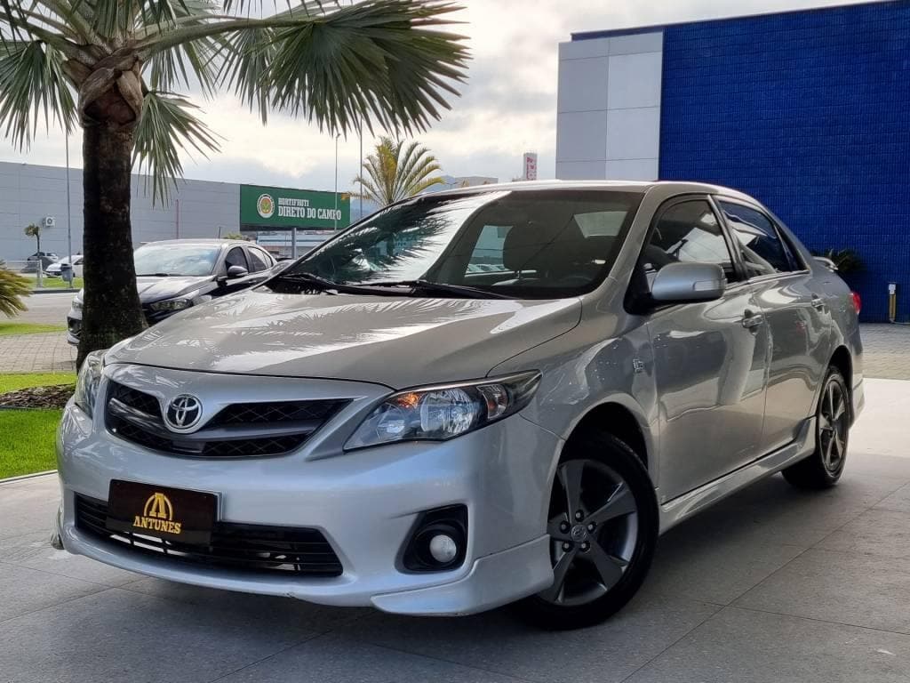 Toyota Corolla XRS 2.0 Flex 16V Automático.
