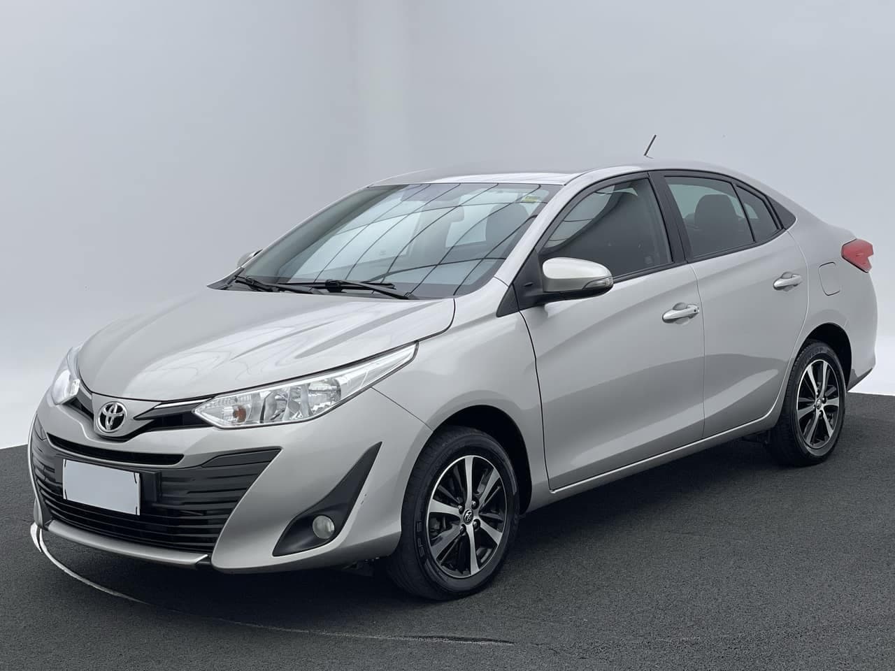 Toyota Yaris YARIS XS Sedan 1.5 Flex 16V 4p Aut.