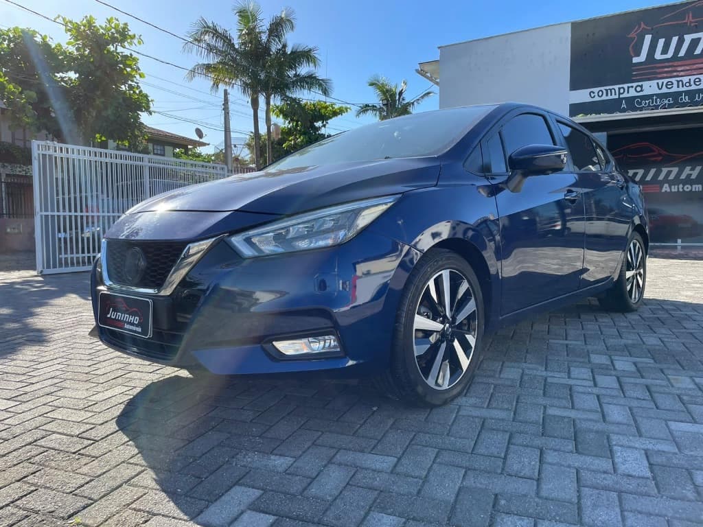 Nissan Versa EXCLUSIVE 1.6 AUT