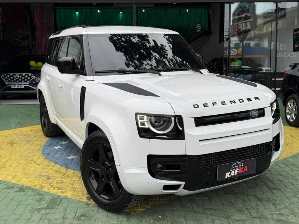 Land Rover Defender 110 TURBO SE SI4 AUT.