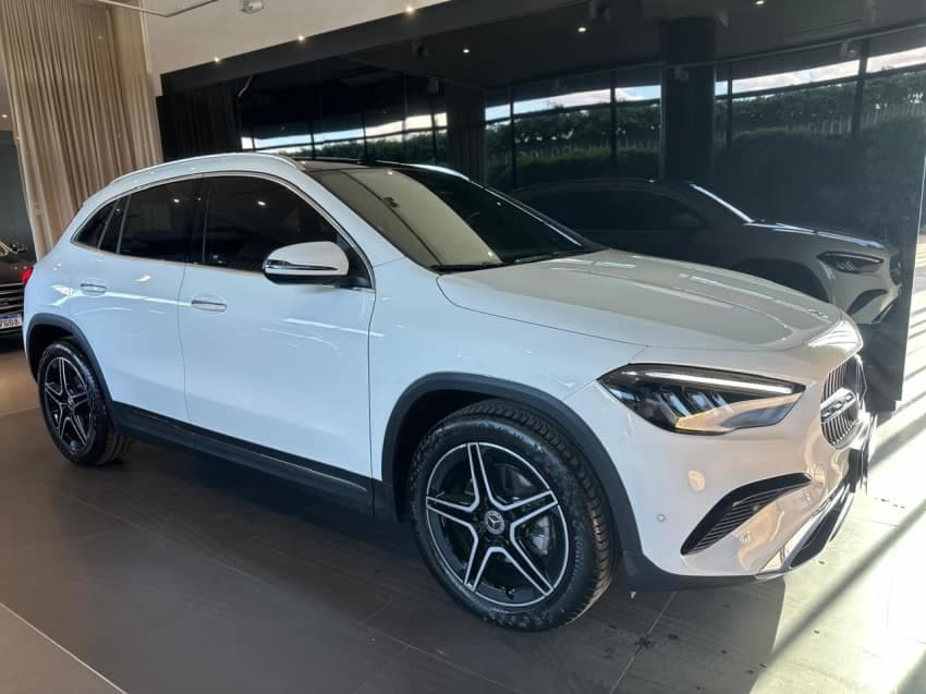 Mercedes-benz Gla 200 1.3 Mhev Progressive 7g-dct Hibrido 4p Automatico 2026