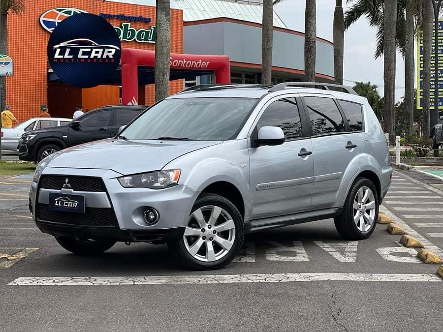 Mitsubishi Outlander 2.0 5 LUGARES - BANCOS EM COURO - BEM CONSERVADO