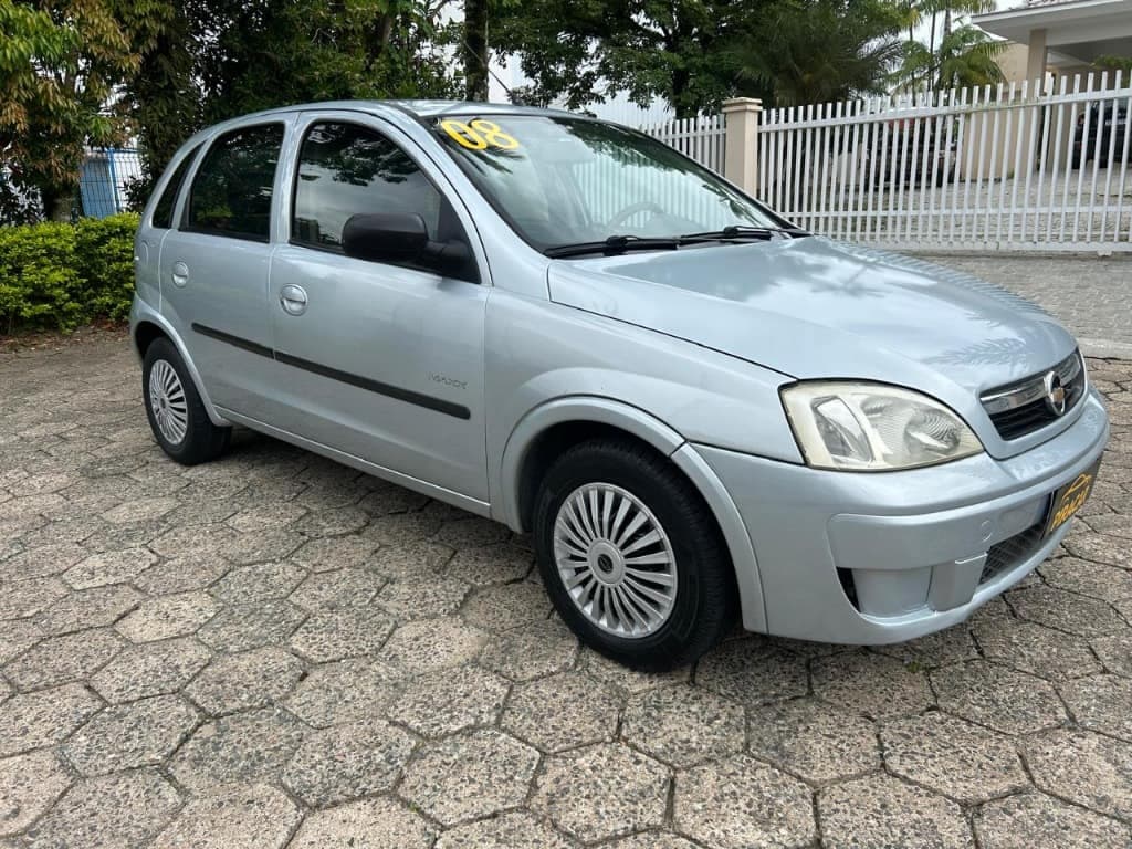 Chevrolet Corsa Maxx 1.0