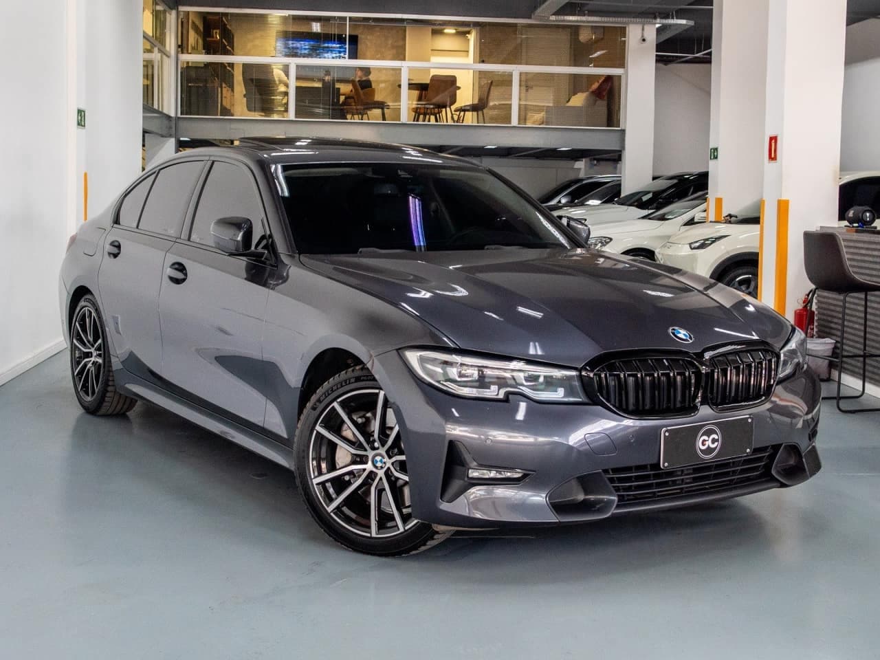 BMW 330i 2.0 16V TURBO GASOLINA SPORT AUTOMÁTICO