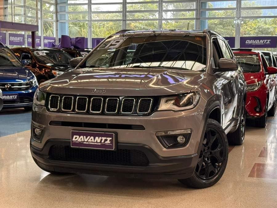 Jeep Compass LONGITUDE 2.0 BANCOS DE COURO + MULTIMIDIA