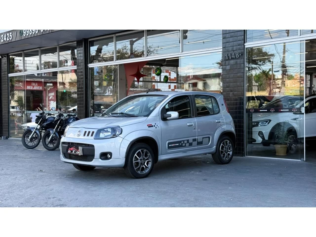 Fiat Uno 1.4 SPORTING 8V FLEX 4P MANUAL