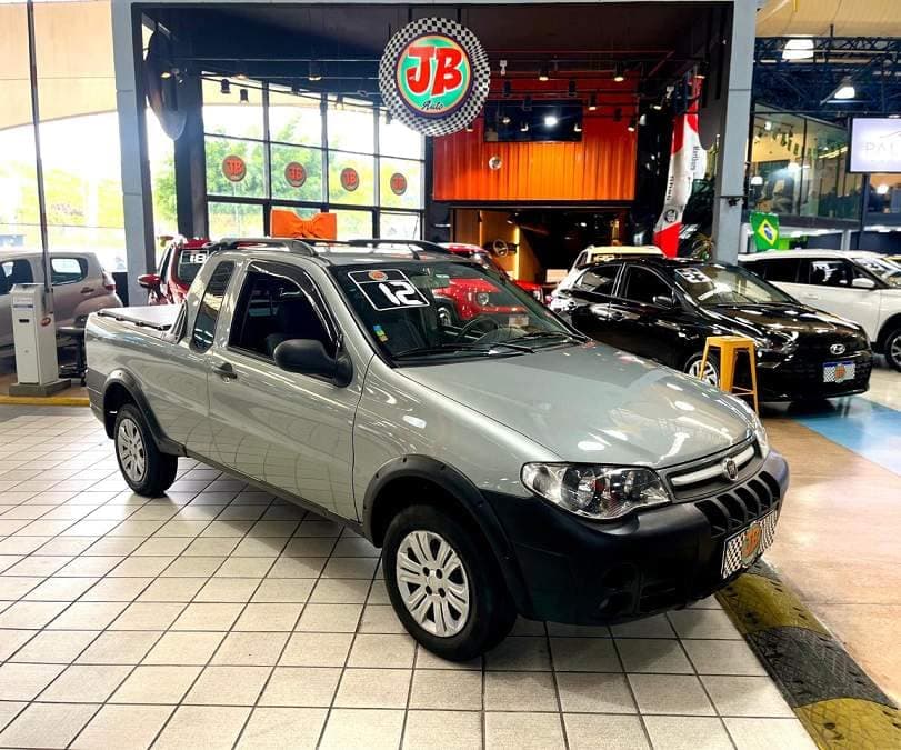 Fiat Strada CE FIRE 1.4 FLEX / BAIXA KM
