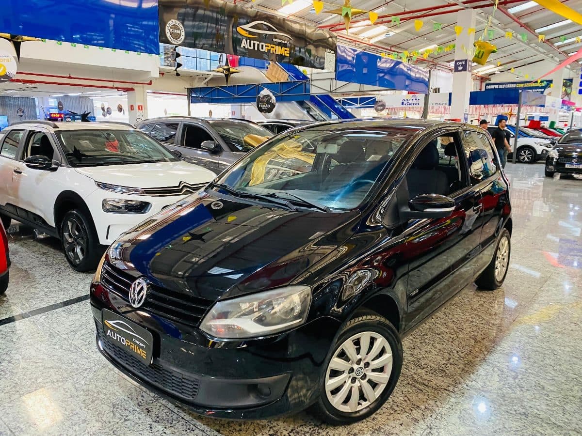 Volkswagen Fox Trend 1.0 Mi Total Flex 8V 3p