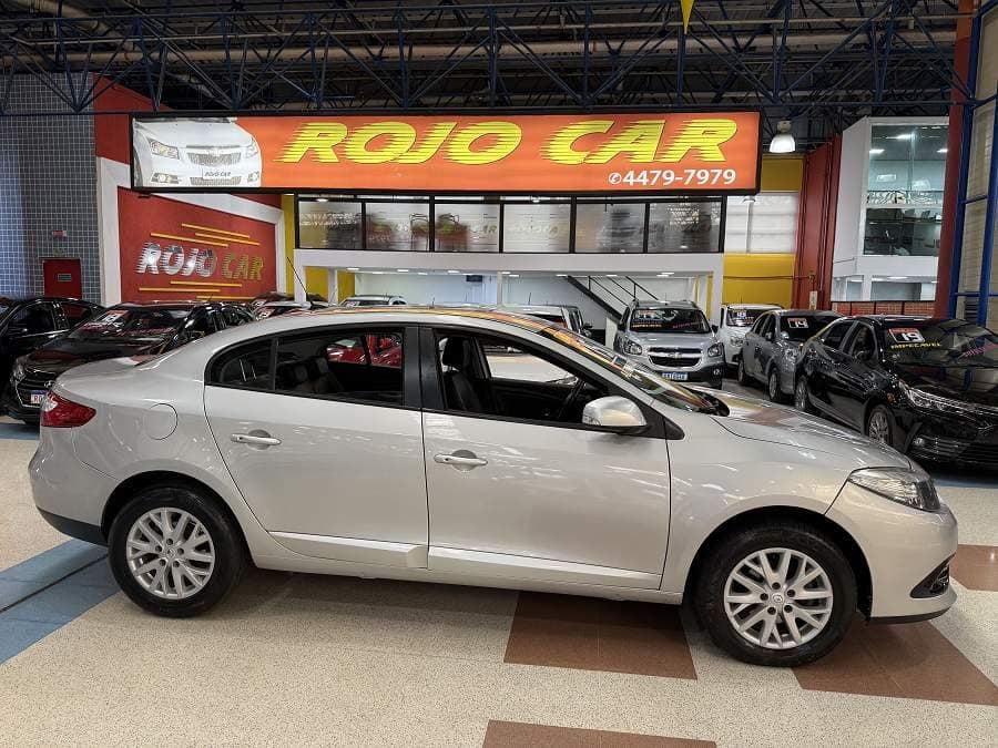Renault Fluence 2.0 FLEX DYNAMIQUE COMPLETO PNEUS NOVOS IMPECAVEL