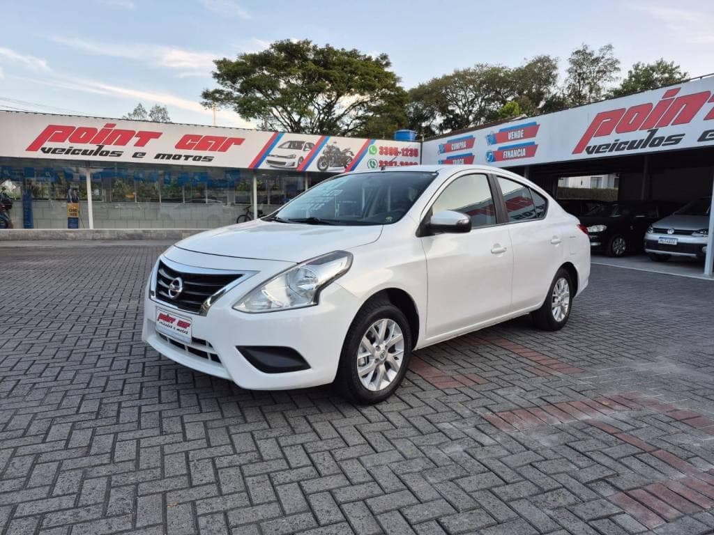Nissan Versa SV 1.6 16V FlexStart 4p Aut.