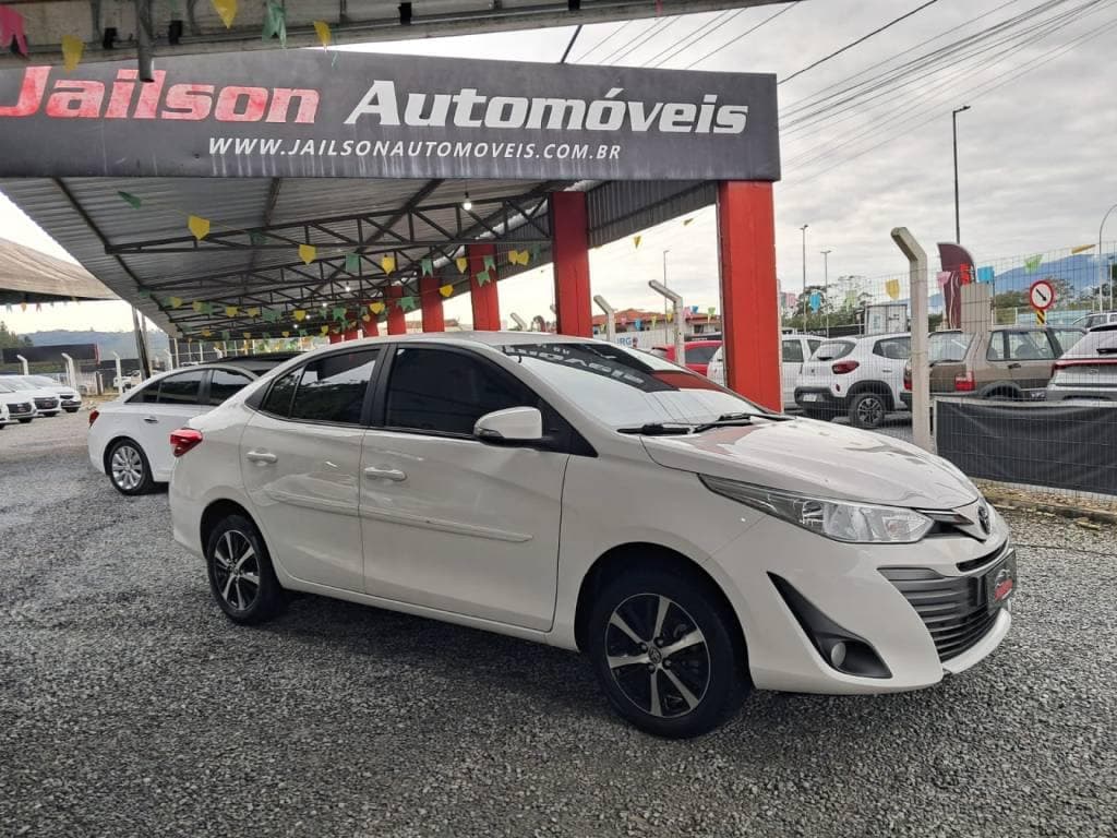 Toyota Yaris 1.5 XS CONNECT FLEX AUT. 8V