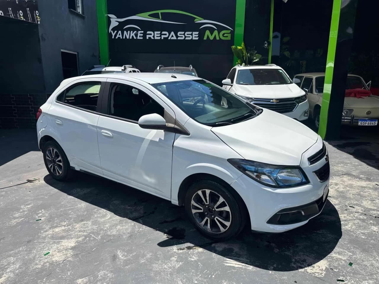 Chevrolet Onix 1.4 MPFI LTZ 8V FLEX 4P MANUAL