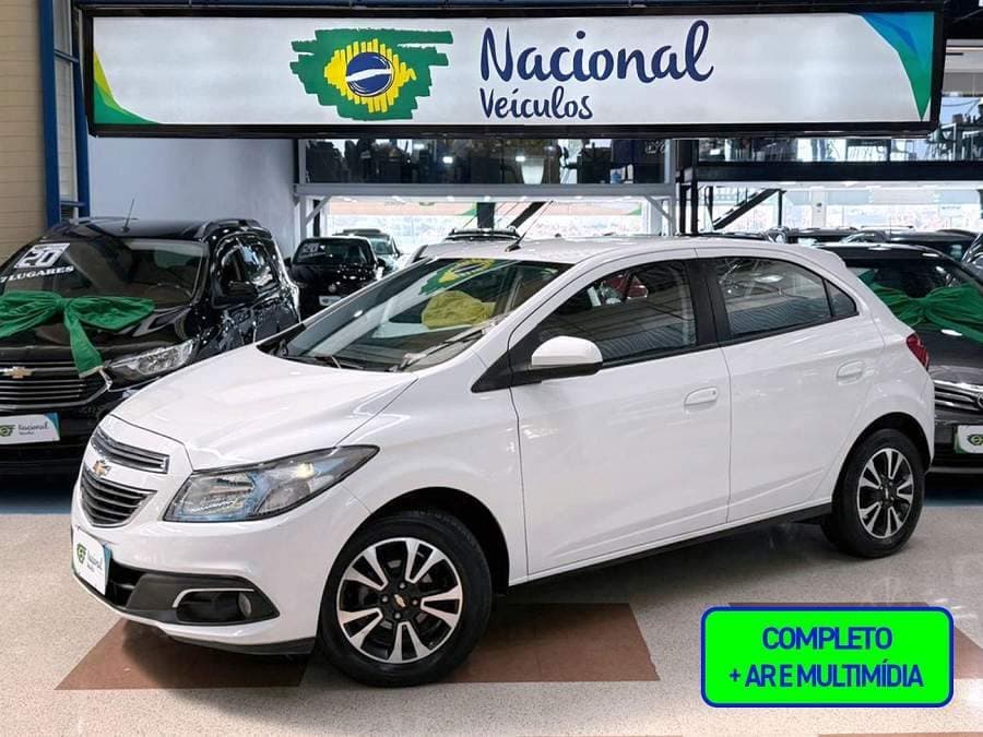 Chevrolet Onix 1.4 LTZ COMPLETO + AR E MULTIMÍDIA