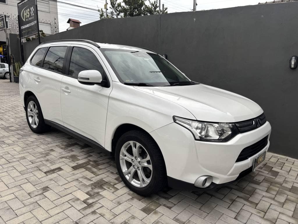 Mitsubishi Outlander 2.0 160CV AUT. 16V