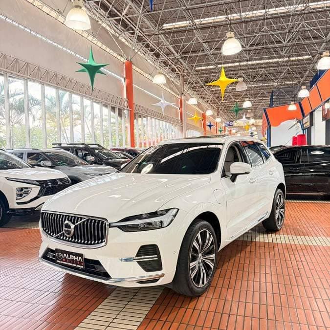 Volvo XC60 2.0 T8 INSCRIPTION AWD