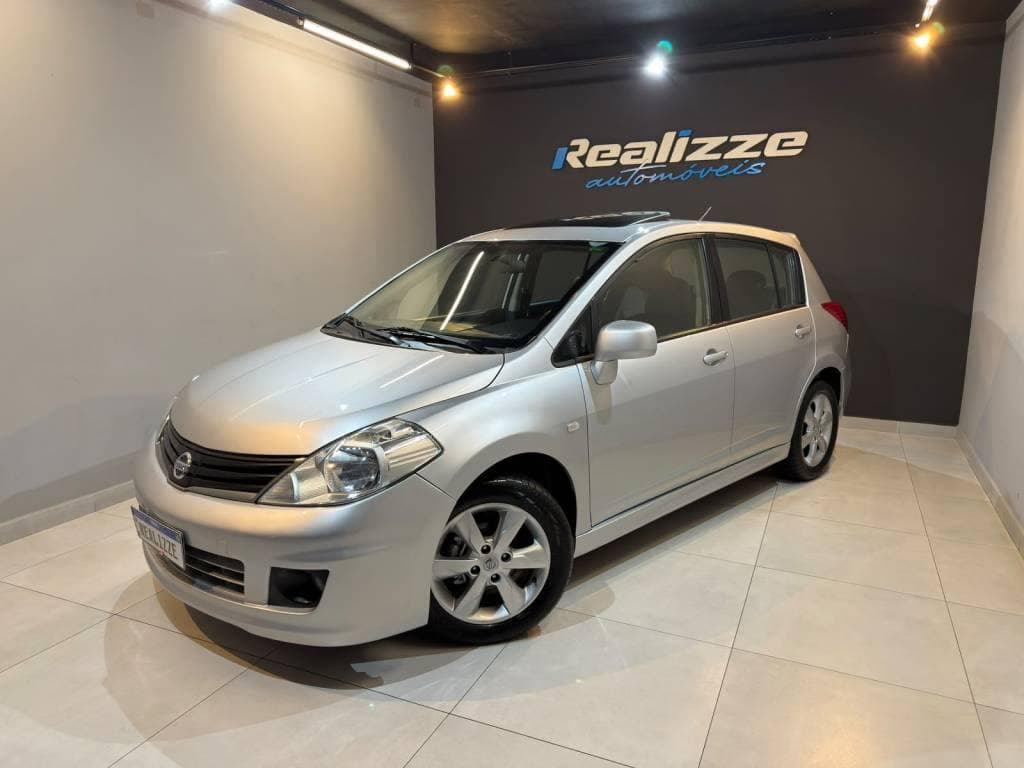 Nissan Tiida 1.8 SL FLEX AUT.