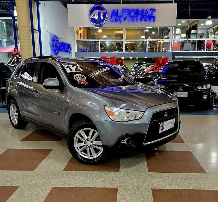 Mitsubishi Asx 2.0 4X2 16V + PNEUS NOVOS + CAMERA DE RE + COURO