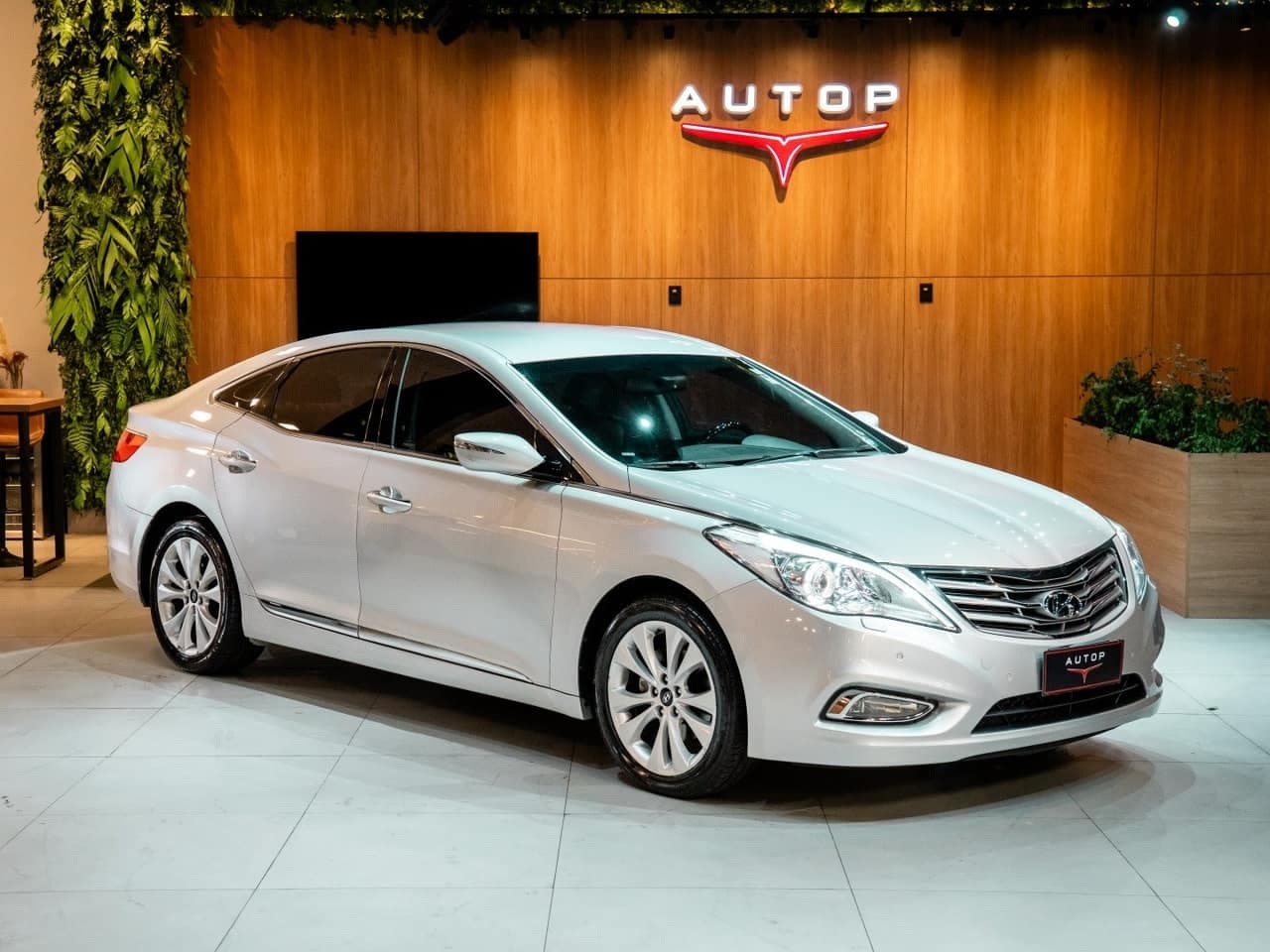 Hyundai Azera 3.0 MPFI GLS V6 24V GASOLINA 4P AUTOMÁTICO